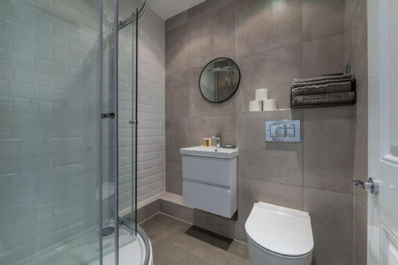 One Bedroom - Tower Bridge - London City By Prime London Stays M-3 Bagian luar foto